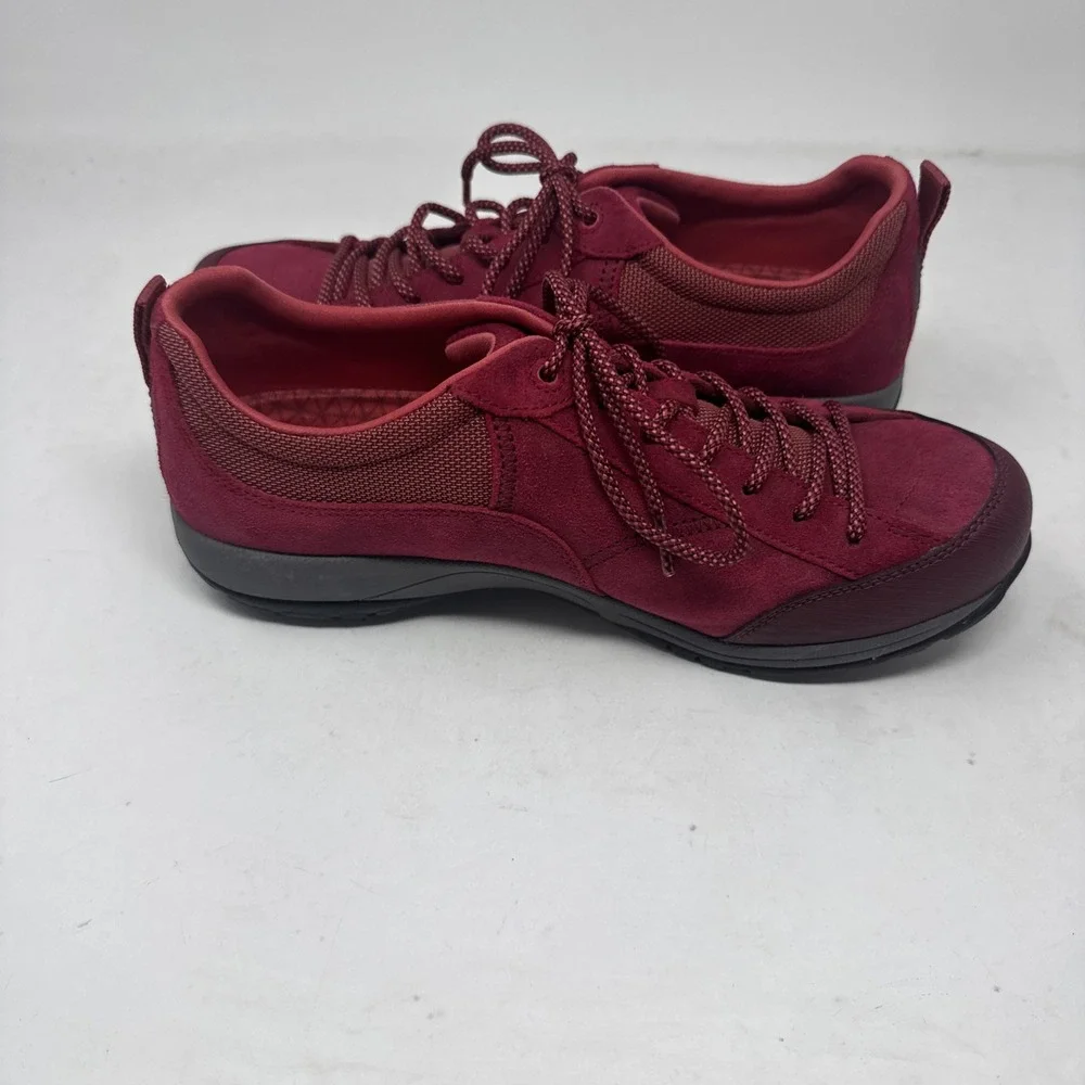 Dansko Womens Paisley Trail Walking Shoes Waterproof Red Leather Sz 11 EU 41.
